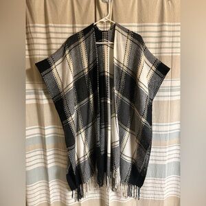 Black and Cream Plaid Shawl